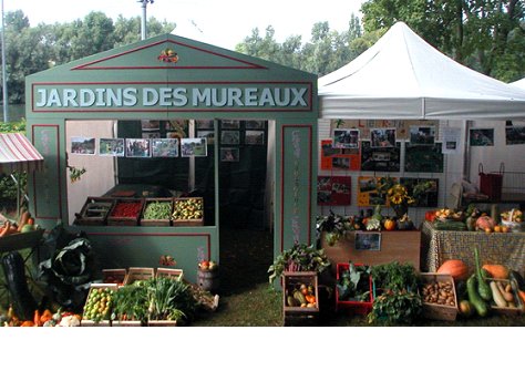 [Merci🤘] à Liber T, qui gère le jardin collectif à <a href="/Les_Mureaux/">Ville des Mureaux</a>, primée "initiative cityonne" par la <a href="/laSNHF/">Société Nationale d'Horticulture de France</a> !