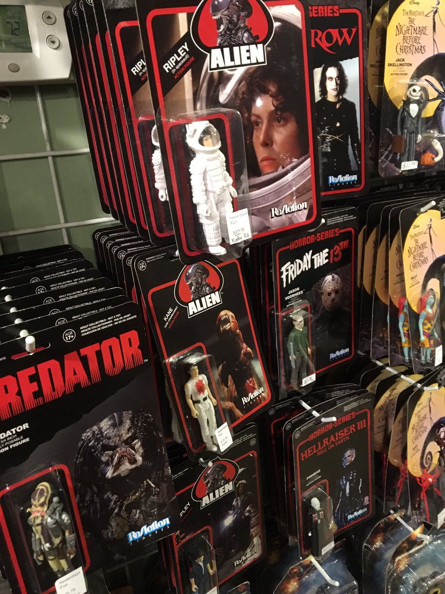 Warfare01JS's tweet image. 📡🌎📸😵🤖 Wow! Found a small hidden Toy store #yesterdaysfun #rehoboth @AlienAnthology @avpgalaxy #cylonraider #reaction