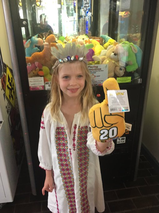 Watch Matt Kenseth's leaked NSFW photo on TwXstars