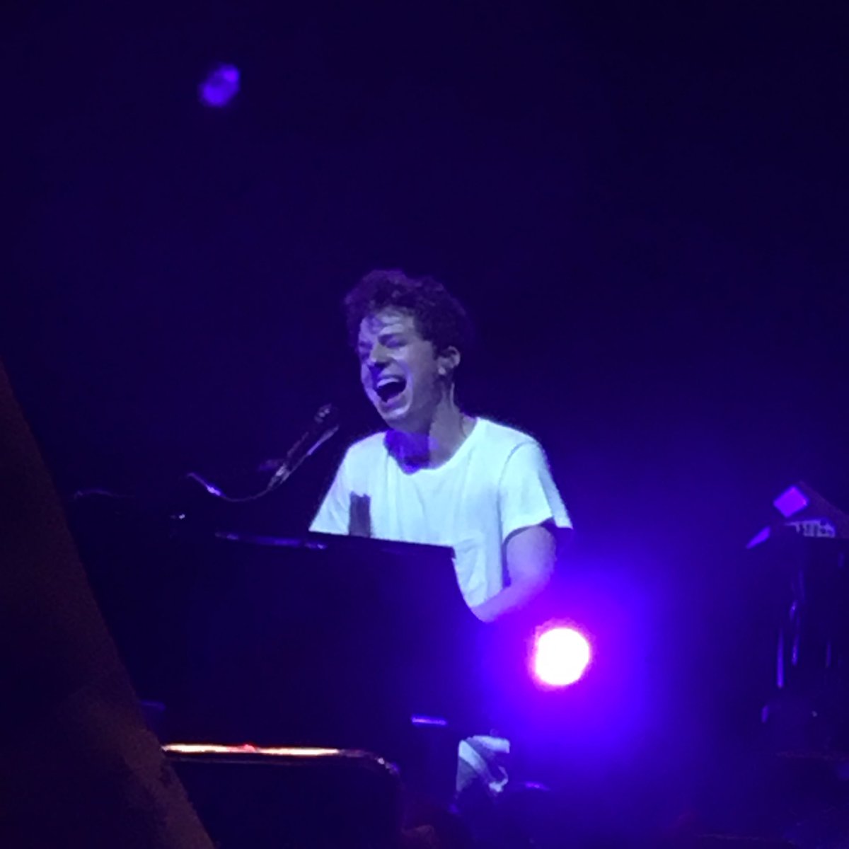thelavenderlee's tweet photo. Charlie I will love you FOREVER ❤️ #CharliePuth https://t.co/61AX7YCzjF