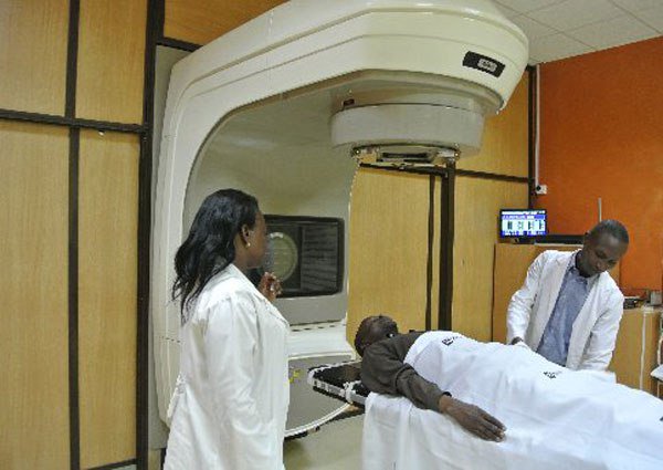 OYO_Health's tweet photo. Kenya has a new Cancer diagnosis tool https://t.co/Qw6tg6HeUK https://t.co/jexhCpklJZ