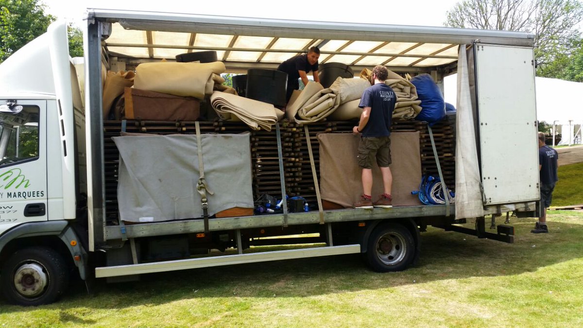 Lots of room left...... #marqueehour