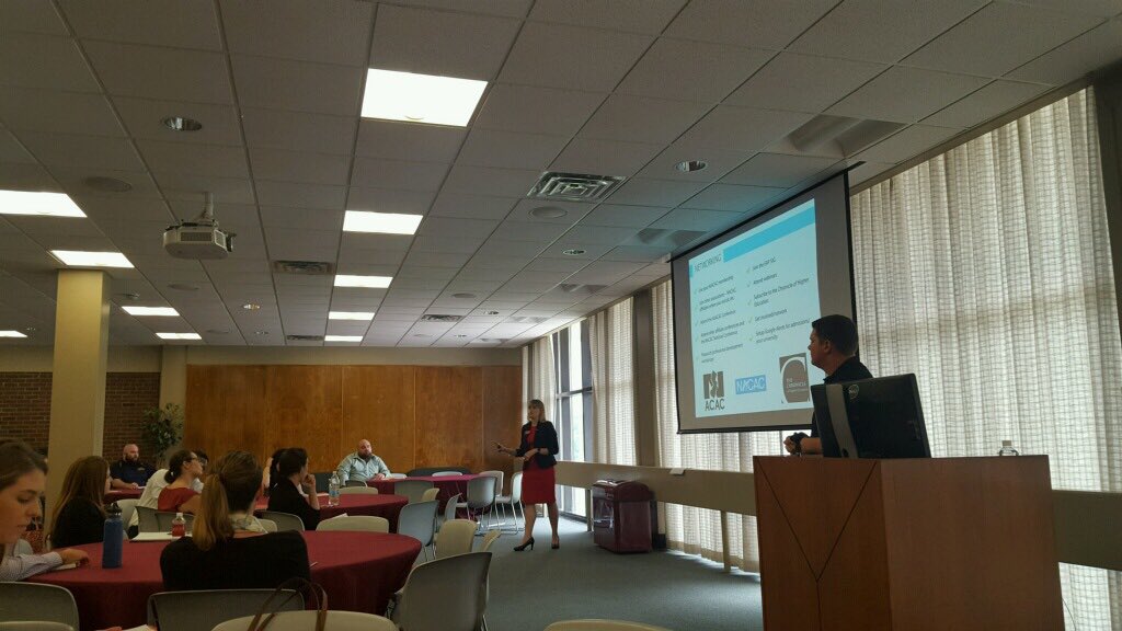 NJACAC's tweet photo. We've got @RU_StateofMind &amp; @GetReady4RU taking to our #NJACACbasics attendees! https://t.co/VwV3EANYID