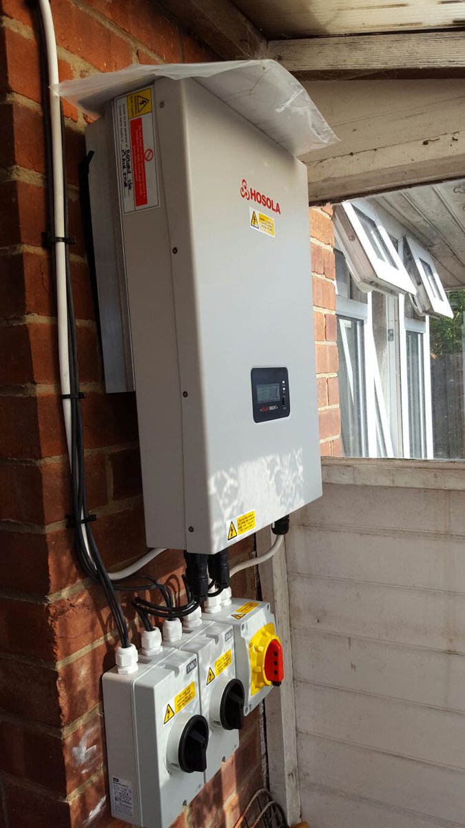 EcoWattSolar's tweet photo. 3.99kW System installed yesterday in Ramsgate, Kent. With a Solar iBoost to produce free hot water and electricity! https://t.co/Sif4q3kb4B