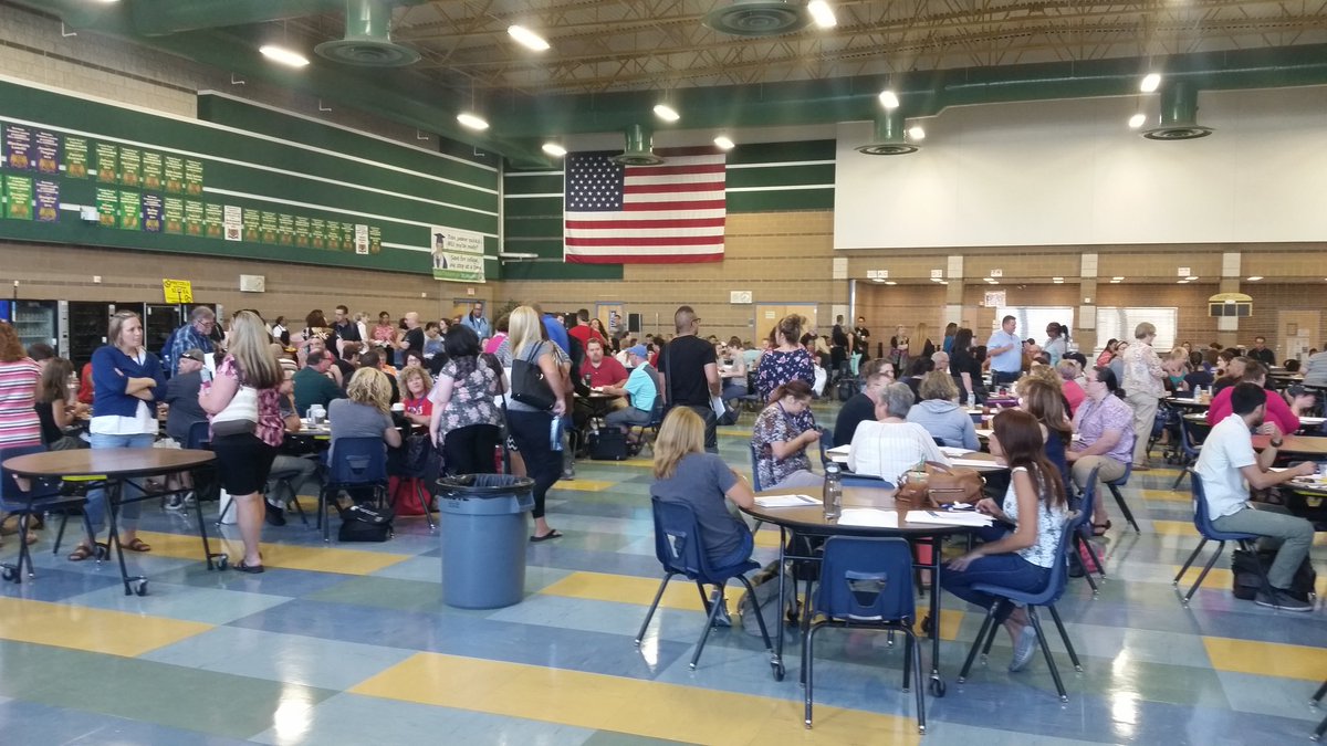 DrJesseWelsh's tweet photo. 292 #CCSD teachers participating in 3-day International Baccalaureate workshop #CCSDIB at Spring Valley HS https://t.co/506sZ0I6qe