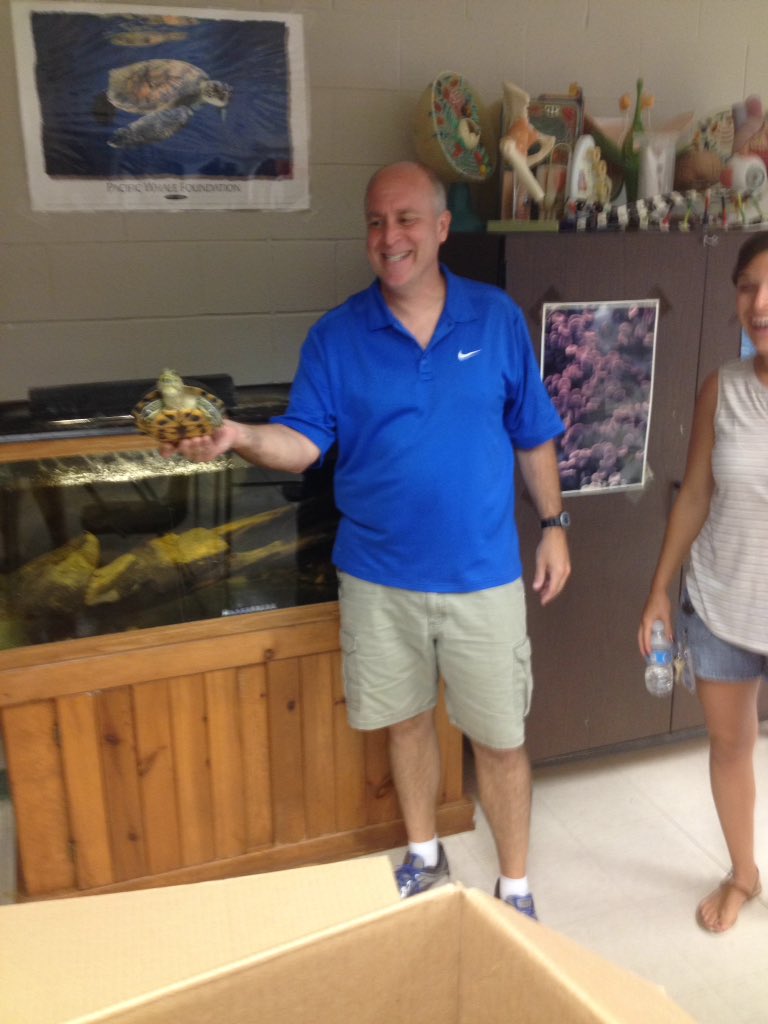 LHSTimBaldwin's tweet photo. #lhs2016fun math problem, live animal #winning https://t.co/yB5Z3HF3OB