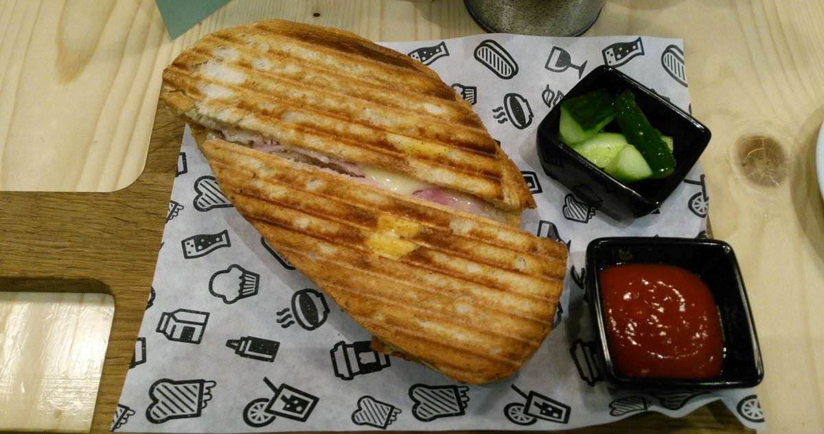 open_asd's tweet image. Went to a lunchroom where mostly mentally handicapped and autistic people work. Refreshing to not feel different :)