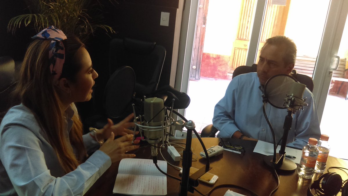 ElDefensorRadio's tweet photo. En México hay 7md servidores públicos, capacitar en derechos humanos un reto. El podcast por https://t.co/MZSY7R1JSO https://t.co/xUeXBJqVg2