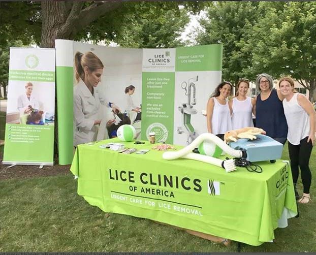 AirAlle's tweet photo. @LiceNoMore supporting @WGNNews #backtoschool Kids Fair Friday in #Chicago. #wetweetlice
 https://t.co/HMRCxg9tv9 https://t.co/HQpf87wjWP