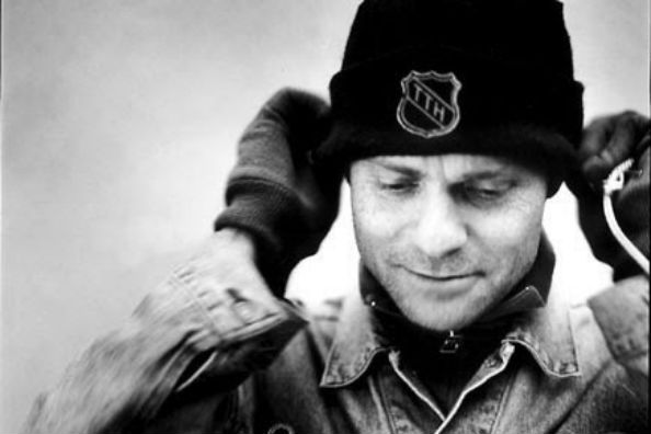 SlapshotDiaries's tweet photo. Wayne Gretzky talks #TheHip with @hockeyesque on the anniversary of #TheTrade

https://t.co/pKi9BQCiU1 https://t.co/lYg5jbpNTu