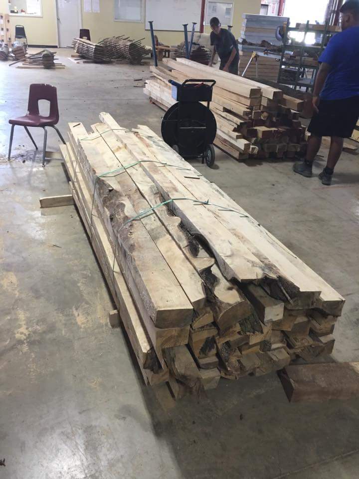 NateJudd2's tweet photo. We provide Milling of logs at the ETC.  Call us at 5743431787 ask 1 of our Business Owners for a quote #crossingjtp https://t.co/CMVQBij9ZT