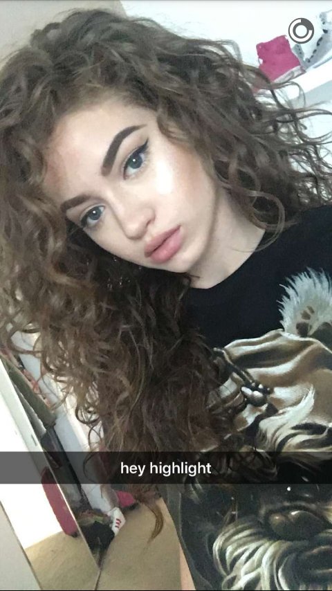 GDytto's tweet photo. She is the Woman with the Face more Tender in Worldwide 😱😄 #BeautyPure #MyLife 😘😋 @iAm_Dytto 😍💕 https://t.co/c2mST7r3Nq