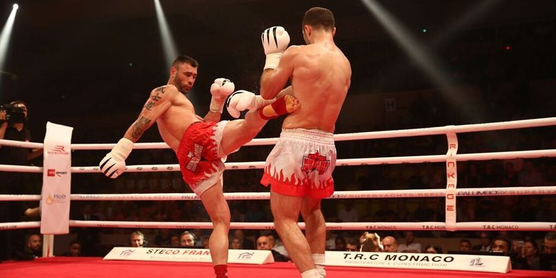 lachainelequipe's tweet photo. Ce mercredi soir à 22h30, suivez les Monte Carlo Fighting Masters !
#boxe21 https://t.co/p6s8H36fui