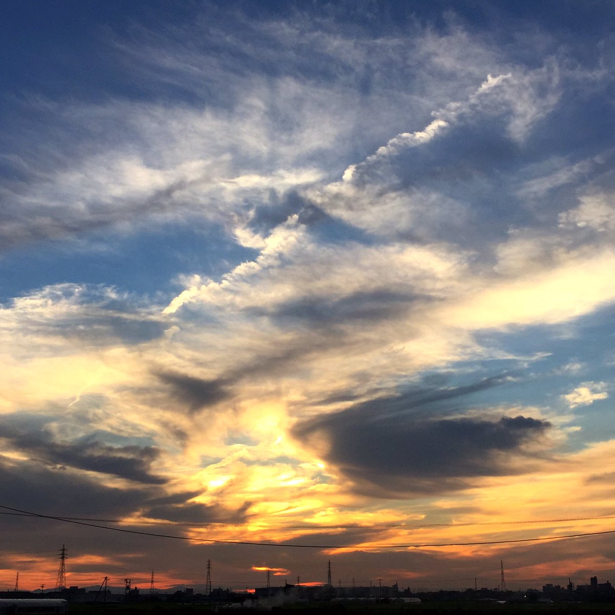 tadakichi_23's tweet photo. こんばんは
今日もありがとうございました。❁︎

朝までぐっすりと休んで
穏やかな優しい朝を迎えて下さいね☆︎｡ﾟ+.(人-ω__)ﾟ+.ﾟ

明日も皆様にとって素敵な１日となりますように☆彡

お疲れさまでした
おやすみなさい🌠 https://t.co/4Jt68Q8Ep9