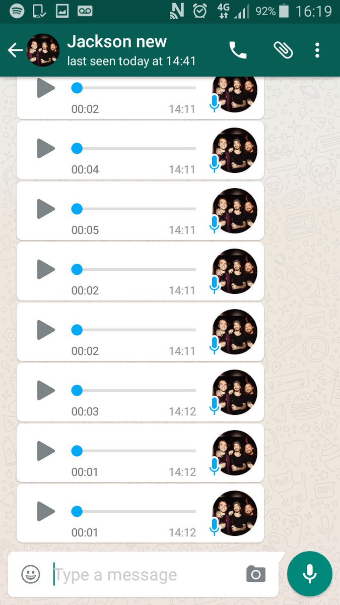 Con_Henry's tweet photo. Waking up to 10 voice notes from your mate in Australia calling you fat is what friendship is all about. https://t.co/F9tajLtBON