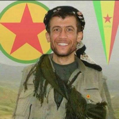 "Komutan'ım bir avuç insan olarak çıktığınız yolda; şimdi milyonlar yürüyor TARİHE İNAT"