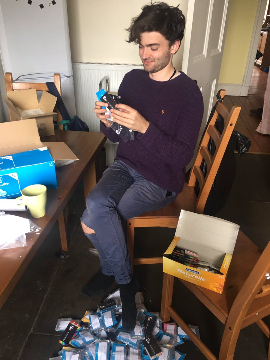 EmLouPro's tweet photo. @SamsonHawkins preping for tonight's 11pm #5GuysChillin @Cvenues made safer by @sxscotland @WaverleyCare #ChillSafe https://t.co/W0rPQluhqb
