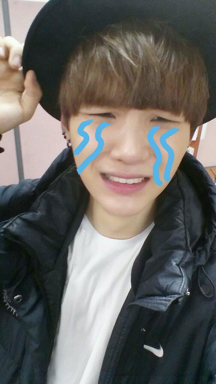 SMOL On Twitter Yoongi And His Crying Memes