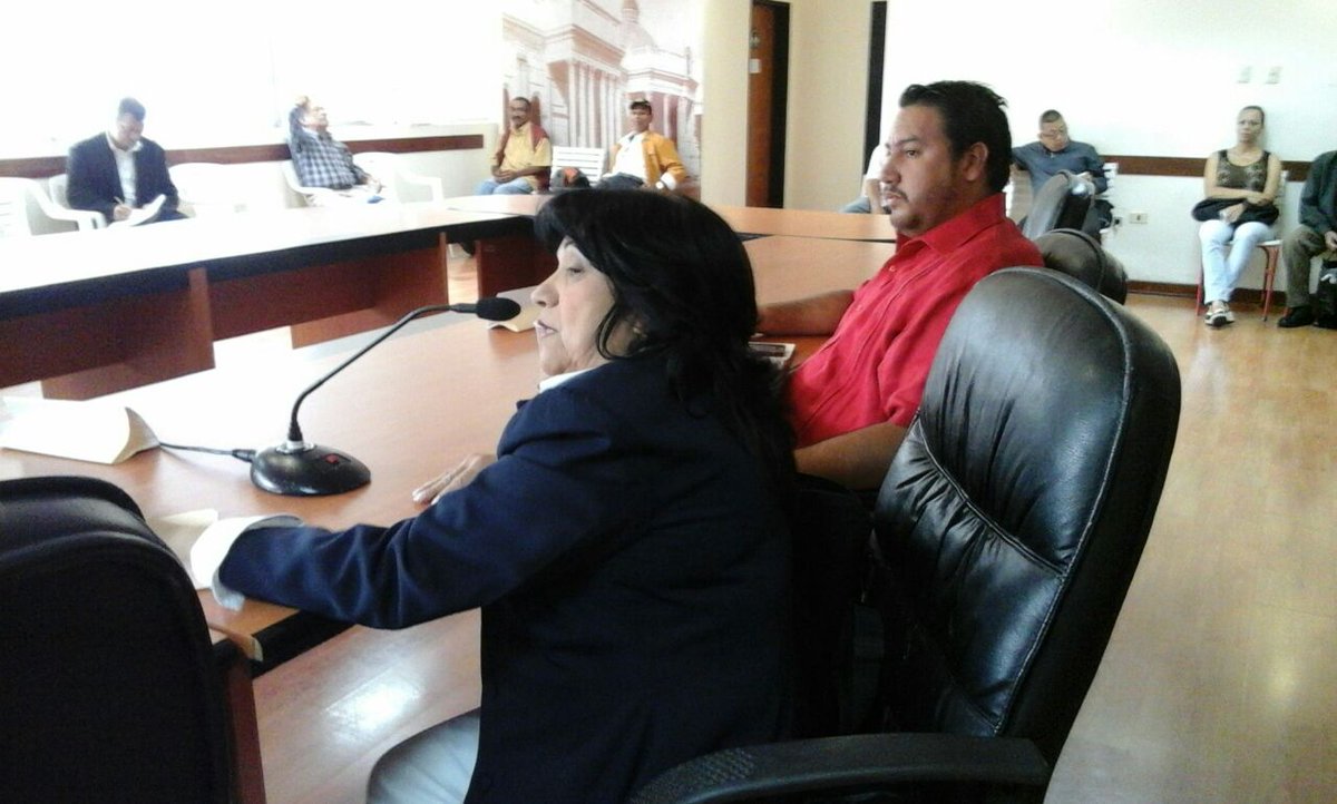 MariaMachado06's tweet photo. Hoy ratificamos denuncia contra Cjal @Chuchinnatera en la @AsambleaVE solicitamos se aperture investigacion urgente https://t.co/qQj7TAO0Kq