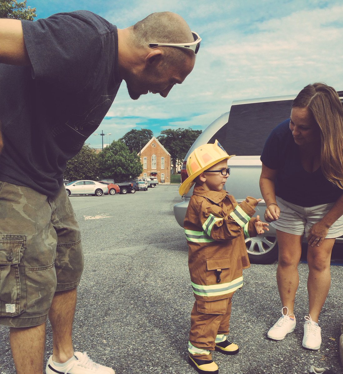 HFDNews's tweet photo. Bentley, HFD honorary fire fighter of the day!  We will have more highlights from his visit as the day progresses! https://t.co/lG7w1oY07w
