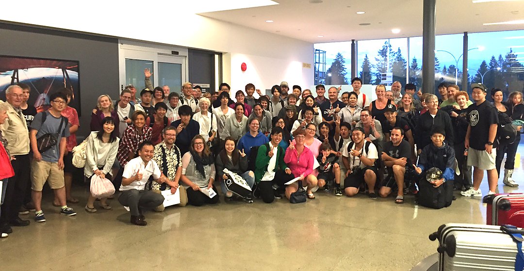 COTR_IntlEd's tweet photo. It was a big crowd at YXC with students and host families! Our Kokushikan group was also welcomed by mayor Lee Pratt https://t.co/ArGqdwCzaG