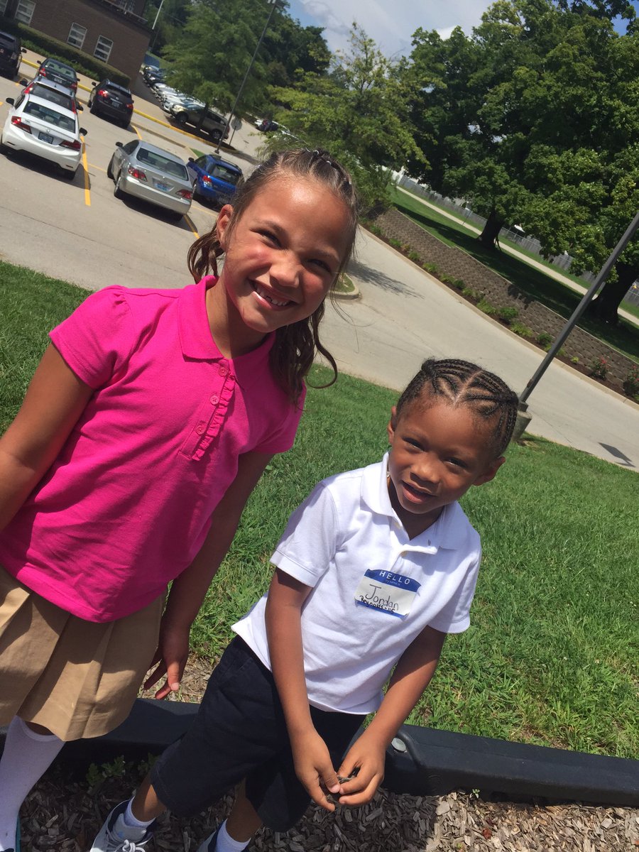 kinderstone's tweet image. #FirstDayOfK @ChanceyChat friends from wayyyy back lol!