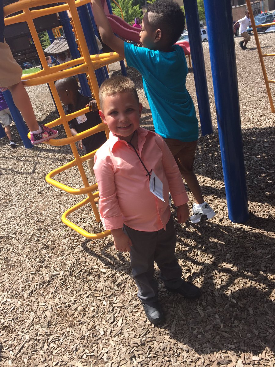 kinderstone's tweet image. #FirstDayOfK @ChanceyChat