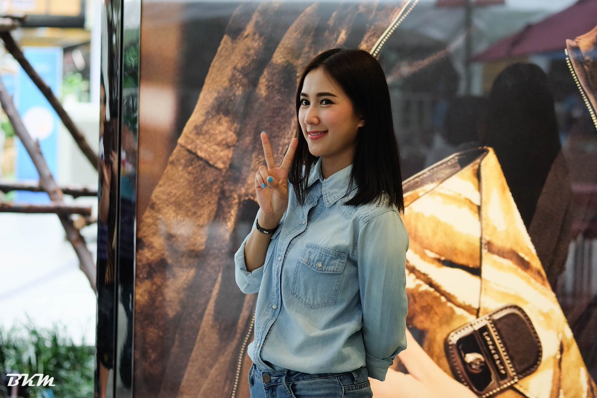 8oat13's tweet photo. แพ้ทางคนอย่างเธอ #nestnisachol #FloralForLife https://t.co/ONIqIFwhjF