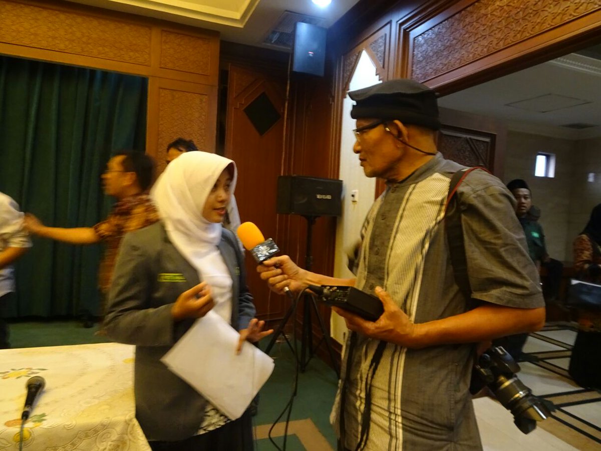 ppippnu's tweet photo. jumpa pers brsma bp Arifin Junaidi, ketua LP Ma'arif NU &amp; Skrtrs PP LP Ma'arif NU bp Muchsin. mnolak #FullDaySchool https://t.co/hiOxSI31oh