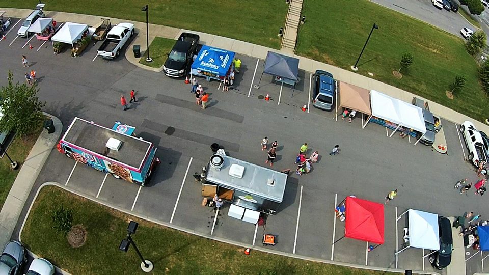 WhiteHouseTN's tweet photo. Join us today for live music, food trucks, face painting and celebrating our local farmers!! 
3:30 pm - 7:00 pm https://t.co/pyYmmGv4xy