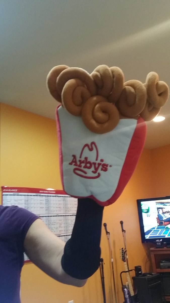 bkatrek's tweet photo. What a cool headcover! Almost as good as real curly fries! Thank you @Arbys! https://t.co/SjZHqj6HJc