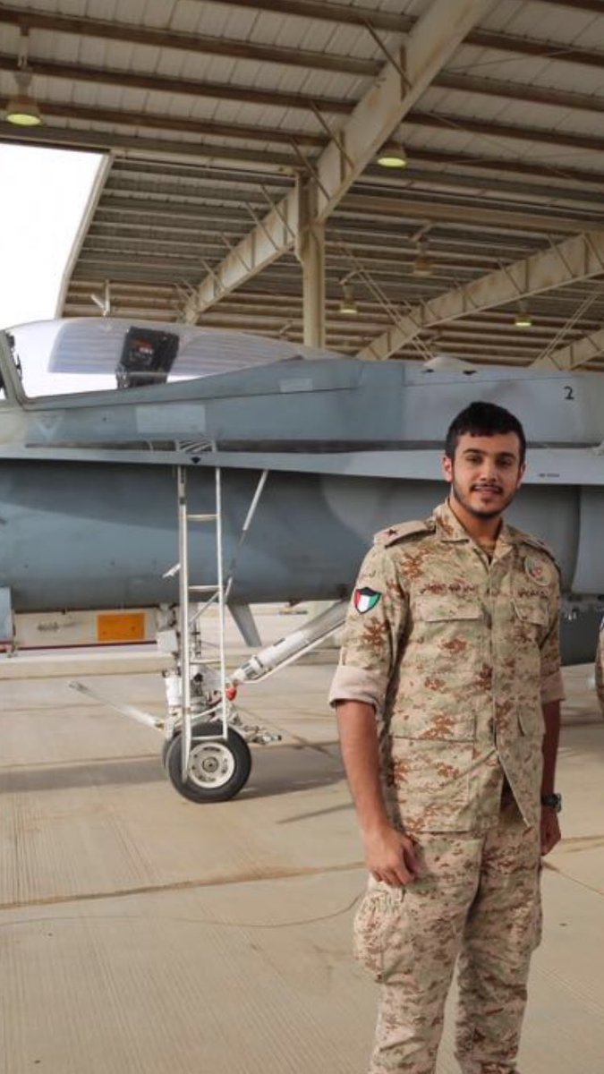 #فهيد_الديحاني الأب يحصل على الذهبية في #ريو2016  والأبن يدحر الحوثيين كل يسجل مجده على طريقتهِ نِعم الأبُ والأبن.