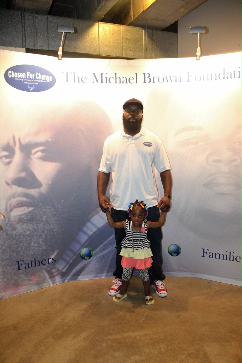 MB_ChosenFather's tweet photo. #MB2MW My youngest daughter &amp; I. She's a daddy's girl always by my side #PapaBear #DaddysGirl We r #ChosenForChange https://t.co/1rWtdAR6uN