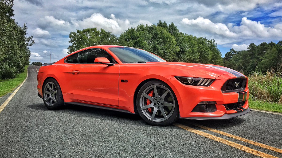 Tribefan77's tweet photo. New #Project6GR wheels on the #Mustang! Lowered on @steedaautosport progressive sport lowering springs. https://t.co/FOXZLqw2B3