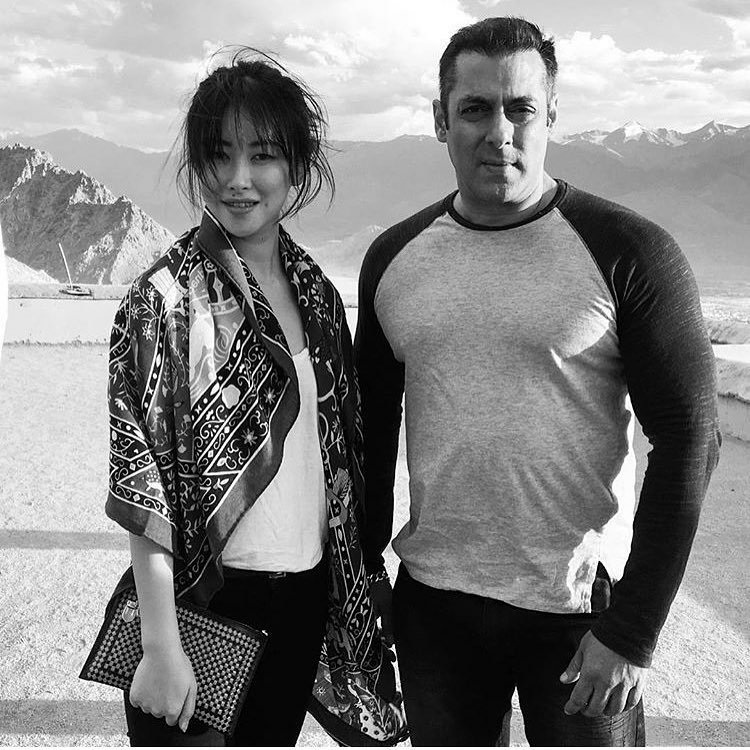 being_rajkumar's tweet photo. Loved This New Pair @BeingSalmanKhan @Zhuzhu_juju in #Tubelight ATBB @kabirkhankk @minimathur #EID2017 #23Jun2017 https://t.co/VashKVpKiM