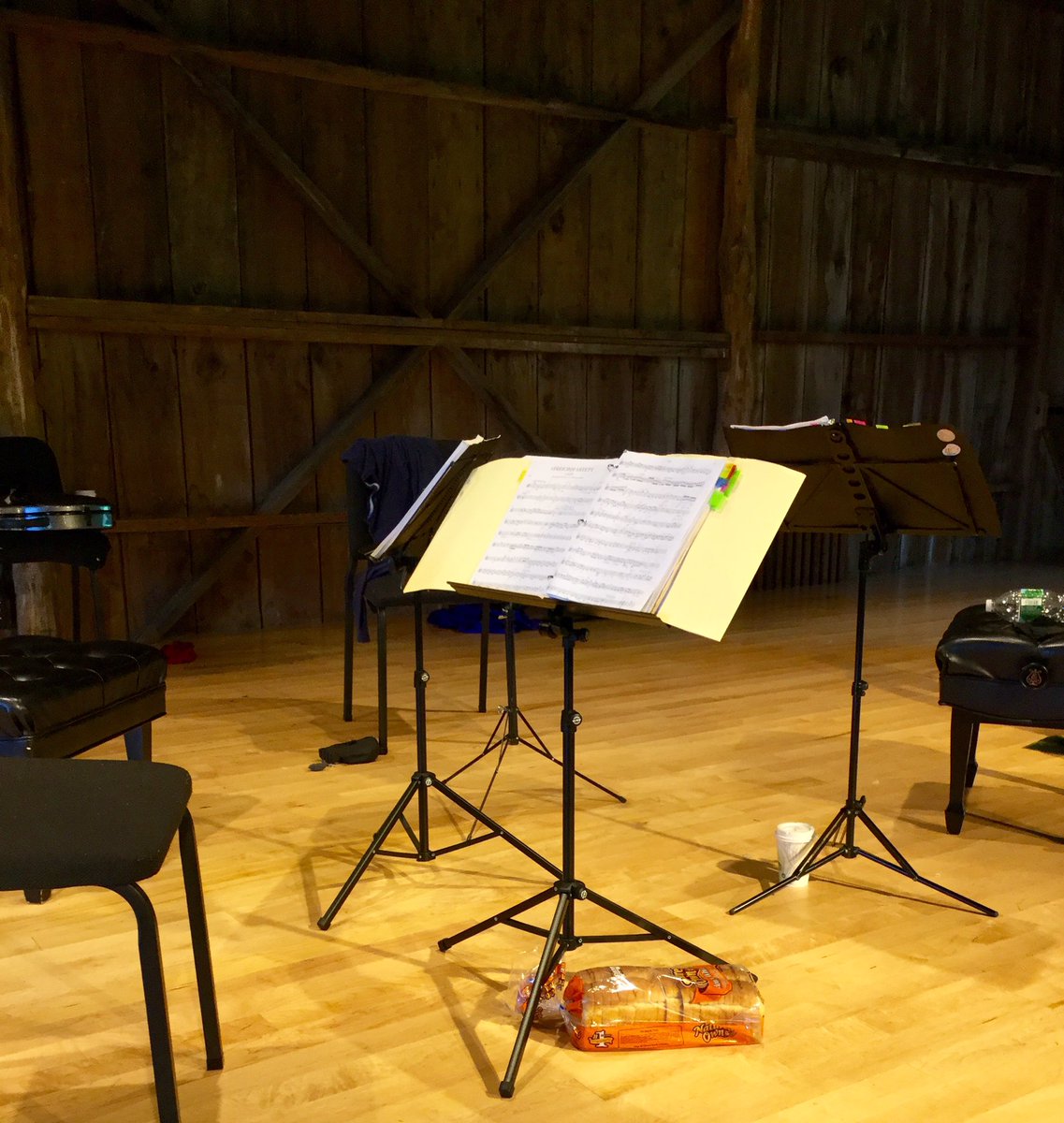 GarthNewelMusic's tweet photo. Just in case @ensoquartet needed a carb fix during rehearsal https://t.co/MNAdVTrLLF