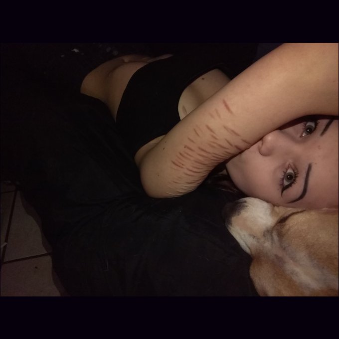 Haven't really posted selfies in a while so walala💀 https://t.co/D9fYwgZdy5<a href="/tag/newprofilepic"class="tags"><span>#newprofilepic</span></a>