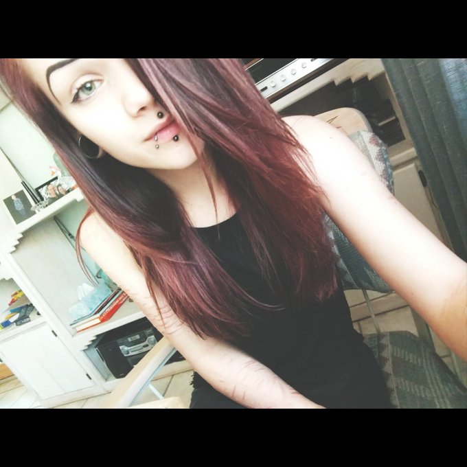 Haven't really posted selfies in a while so walala💀 https://t.co/D9fYwgZdy5<a href="/tag/newprofilepic"class="tags"><span>#newprofilepic</span></a>