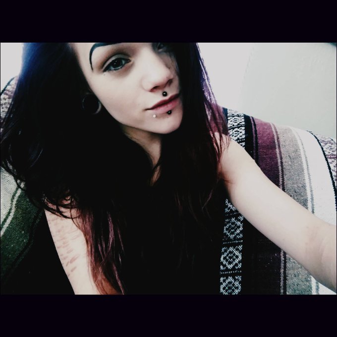 Haven't really posted selfies in a while so walala💀 https://t.co/D9fYwgZdy5<a href="/tag/newprofilepic"class="tags"><span>#newprofilepic</span></a>