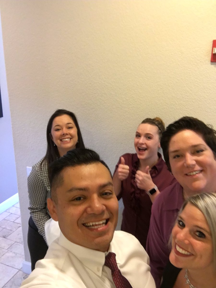 munozjr3's tweet photo. @iMattosT @AllisynD @OceanKirsten We are now complete with yah Tracy welcome to the Team over at CV! #CrownValley https://t.co/g7ESjIqhI1