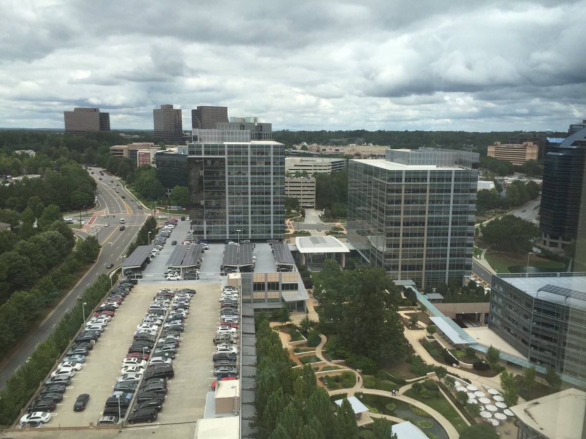 xuscorpio80's tweet photo. The view from my future office. Its cloudy out today but my future is bright 😎 #CornyLines https://t.co/ncwwF5RPiU