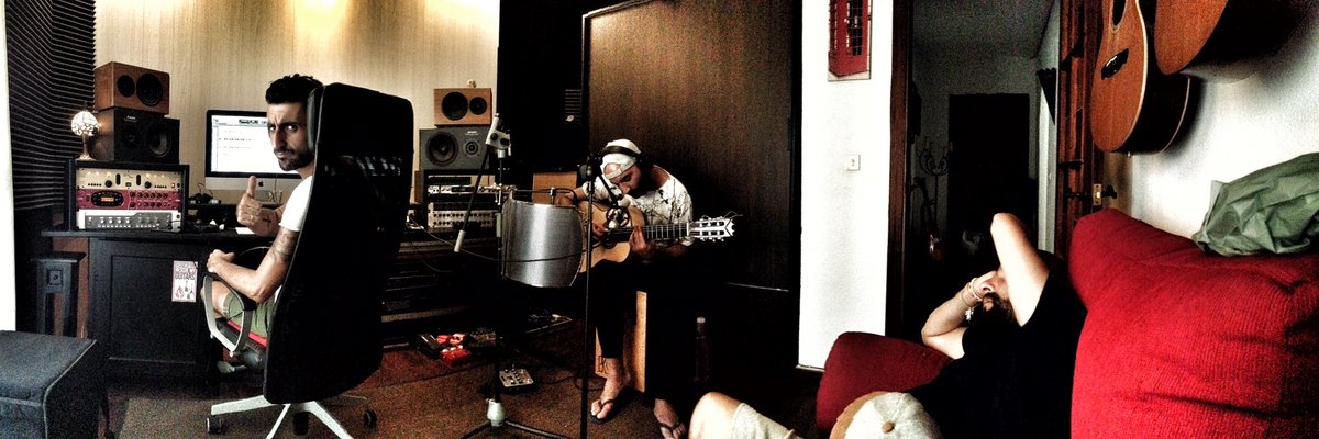 DAY ONE..ya!..Grabando para el nuevo album...don't expect us to be quiet!!