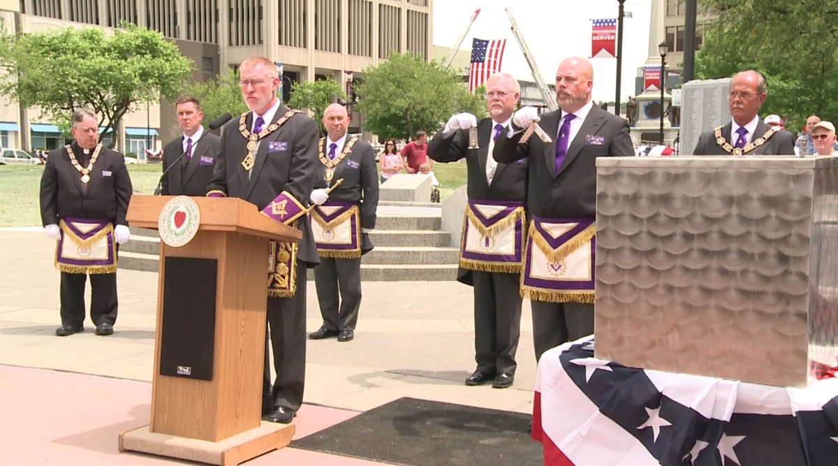 MassFreemasonry's tweet photo. On 6/4, we performed a cornerstone ceremony for the WWII memorial in Worcester: https://t.co/N2Jh8iAiAU #Freemasonry https://t.co/nroxSGWsqB