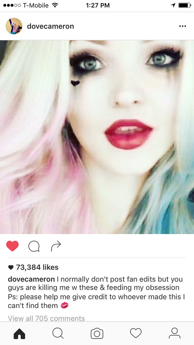 BrendaSwiftie13's tweet photo. Has anyone noticed that @DoveCameron would look so pretty as Harley Quinn? I mean here is the proof💙💗 https://t.co/KrfgR98iH7