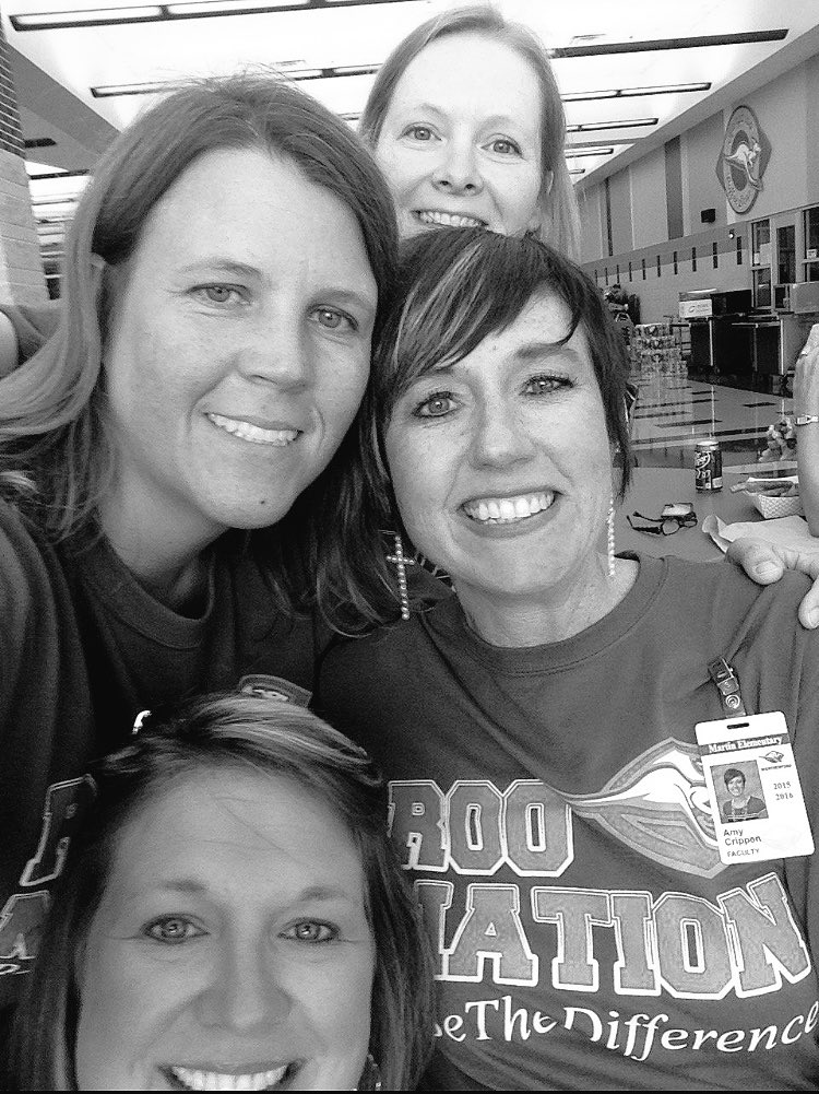 lorri_williams's tweet photo. Selfie with admin!  Always willing to help us out!  @LisleJaclyn @AmyCCrippen #whywisd  #RooCampGo https://t.co/jKaKUqgels