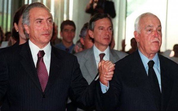 Hendrix_Careta's tweet photo. Taí uma coisa boa pro Brasil
Era só estes 2 se encontrarem de novo!
#BalcaoDoImpeachment
#ForaTemer
#Olimpeachment https://t.co/TVGZDVjSNN