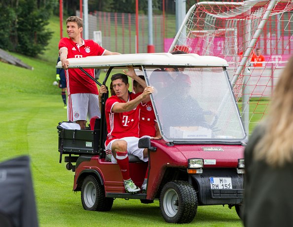 RatedRHero's tweet photo. *cue the A-Team theme* #FCBTeam #FCBayern https://t.co/cWLrXkjaYF