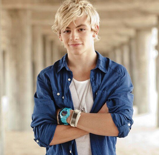BuscadxrFantasy's tweet photo. BUSCAMOS A:
»Brady
»Teen Beach Movie
»Ross Lynch
¿Un RT para poder encontrarle? https://t.co/QzQmTkz72y