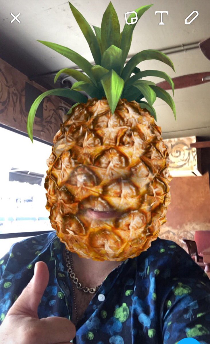 IamCKirkpatrick's tweet photo. Finally, a filter on snapchat that makes total sense! https://t.co/C6iiOf1Ugo