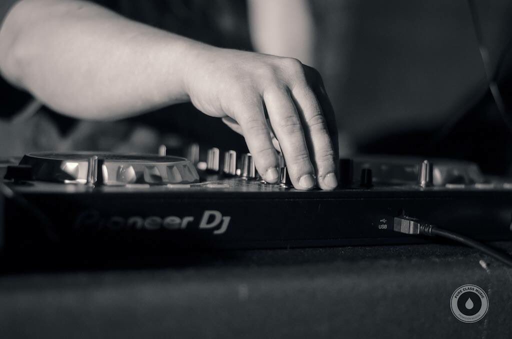 PureClassMusic's tweet image. El 20 de Agosto hay #Bombeats 💣💣💣 en @PaullieryGuana